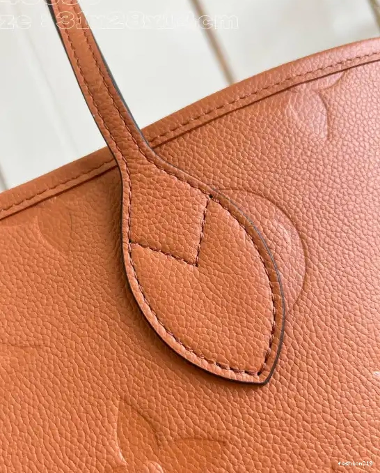 MM-31*28*14cm LOUIS VUITTON NEVERFULL 0404